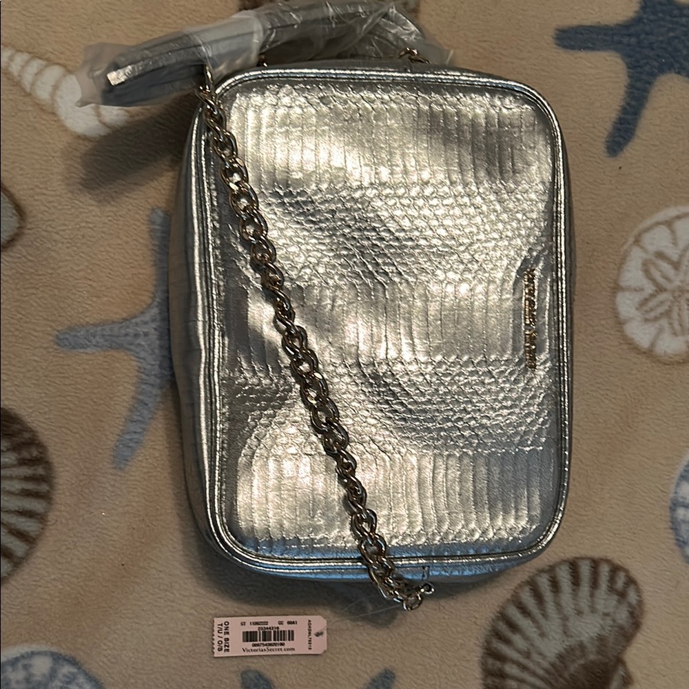 Silver Quilted Chain Shoulder Bag